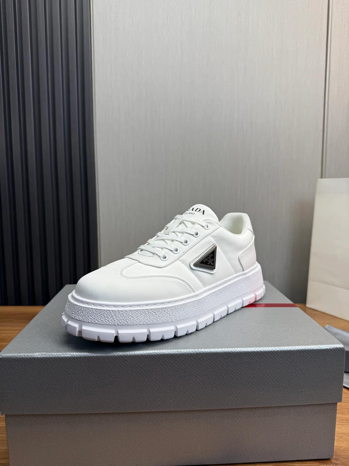 Men's shoes 💰560💰 [PRADA] Popular men's shoes shipped 👏Official website synchronized ⬆️Original imported waterproof fabric + cowhide lining, 1⃣️:1⃣️reproduction, original sole, 38-45 (45. Customized, non-refundable)